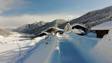 Die Hofzufahrt im Winter, © Hattlerhof