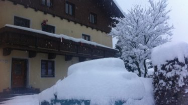 unser Haus im Winter