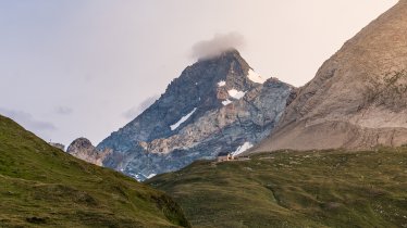 Vorbei an der Salmhütte auf Etappe 4, © Peter Maier