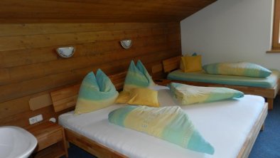 Schlafzimmer Olperer 1