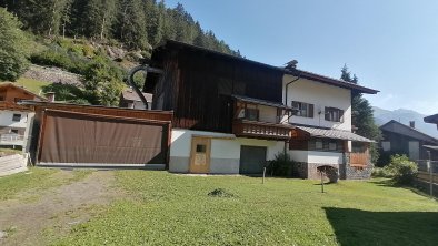 Alpenhof Huber mit unseren kleinen Landwirtsschaft