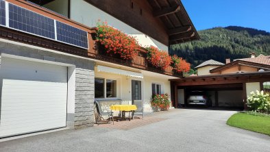 Carport  Terrasse