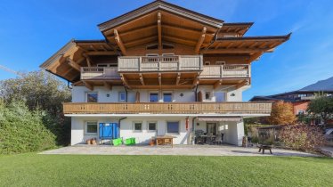 chalet_alpina__st__johann_in_tirol