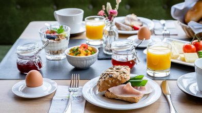 Frühstück im Haupthaus - Maurach/Achensee, © Günter Standl Photography