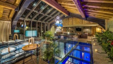 Luxuriöses Ski-Chalet St. Anton, © bookingcom