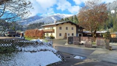 Apartmenthaus Thussn, Ski slope & gondola lift, hiking & MTB,, © bookingcom