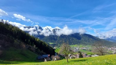 Bergblick vom Hof