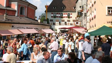 Mitte Oktober wird aus dem Haller Bauernmarkt ein Herbstfest, © Region Hall-Wattens