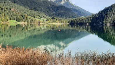 Hintersteiner See mit Tuxeck