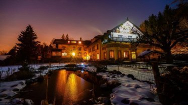 Grünwalderhof bei Winterdämmerung1