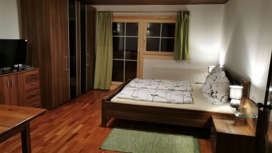 Schlafzimmer1