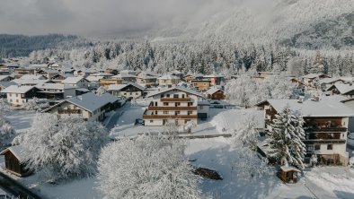 SUNNY MOUNTAIN Winter