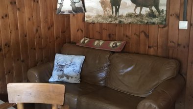 Wohnzimmer Couch, EG