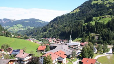 Sommer Auffach Dorf. Rechte Wildschönau Tourismus