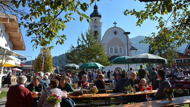 Herbstfest beim Leonhardiritt in Oberdorf in Tirol, © Monika Pletzer