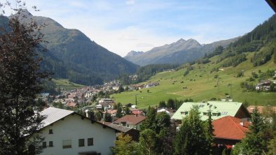 Aussicht Richtung Dorf Sonnenberg