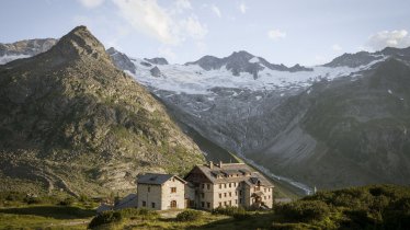 Berliner Hütte, © Tirol Werbung  Schwarz Jens