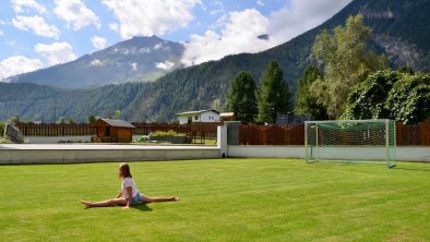 Privater Sportplatz und Spielplatz  - 2 Gehminuten