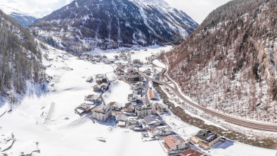 Zwieselstein Ortsaufnahme Winter, © Ötztal Tourismus