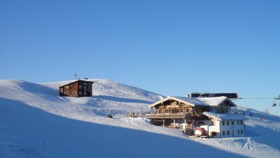 Einkehrmöglichkeit unter der Schatzberghütte