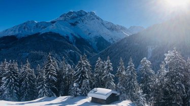 Winterzauber_Bergblick-Pettneu