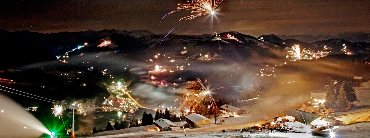 Raketen über den Kitzbüheler Alpen: Silvester auf der Hohen Salve ist ein besonderes Erlebnis, © Thomas Trinkl