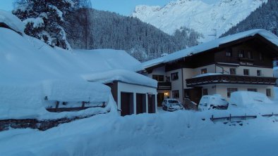 Winterbild_Appartement_Huter_Kurt