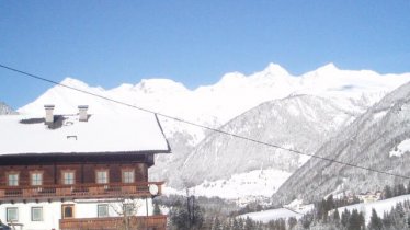 Haus Rubisoier mit Blick auf den Großglockner