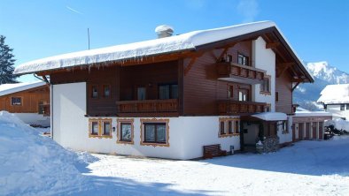 Haus Außenansicht Winter