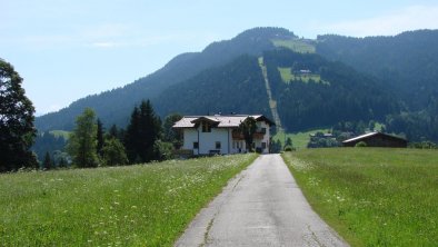 Zufahrt zu Haus Geigern