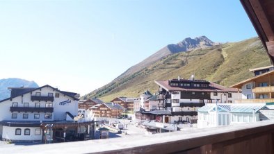 Weitere Aussicht vom Balkon Beispielzimmer