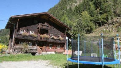 Holiday house in East Tyrol near ski area, © bookingcom