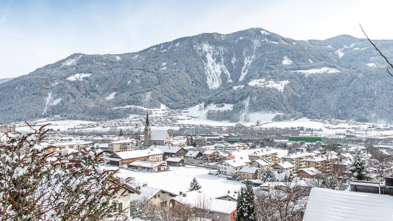 Jenbach im Winter, © TVB Silberregion Karwendel  Speichern  Abbrechen