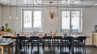 Breakfast and dining area