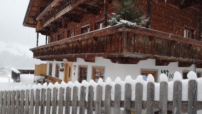 Moahof Appartements Alpbach, unser Hof im Winterkl, © Klingler Sandra