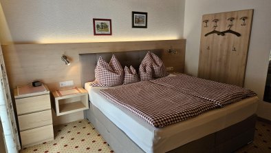 Karwendel Nr1_Schlafzimmer neu_Bild2