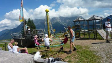 Spielplatz am Berg