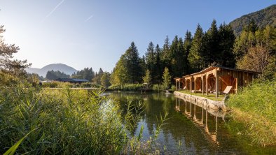 Relaxen am Badeteich im Gasteiger Jagdschlössl