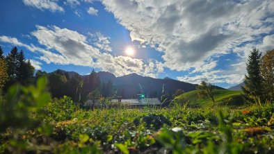 Sonne über den Bergen