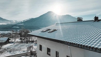 sunny_mountain_alpbachtal_ausblick_haus