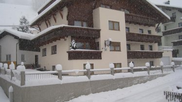 Winterbild_Haus_Birgit