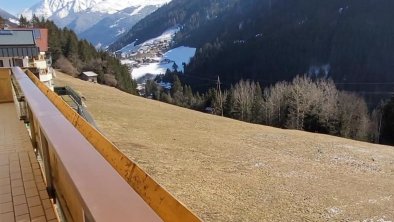 Ausblick Terrasse Richtung Landeck