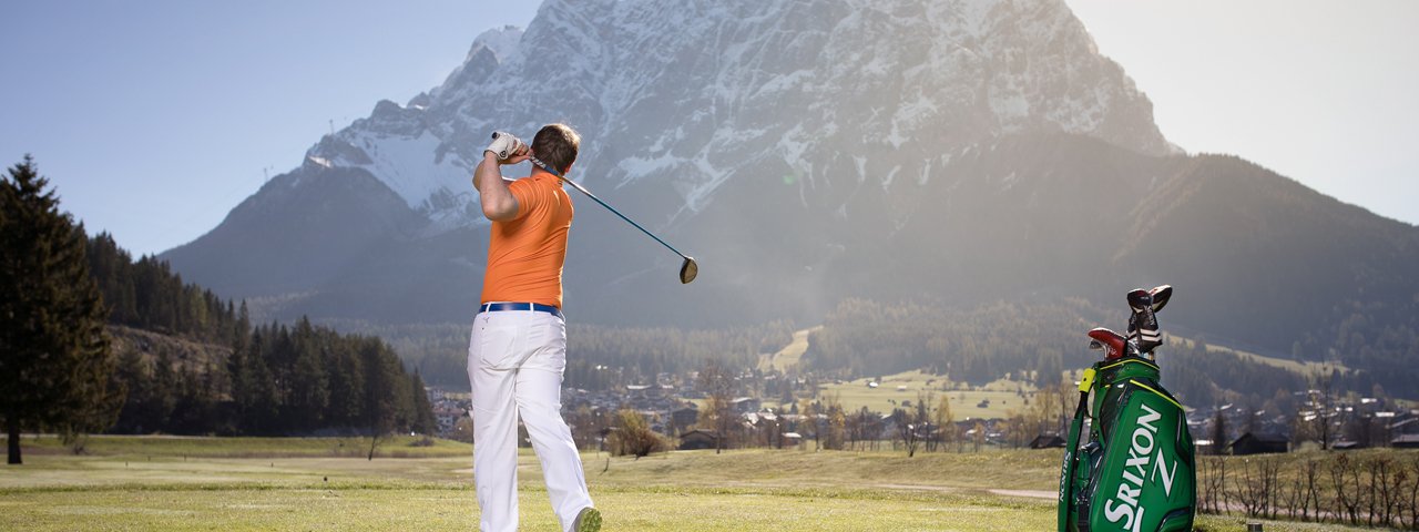 Golfen in der Tiroler Zugspitz Arena, © TZA / joergmette.de