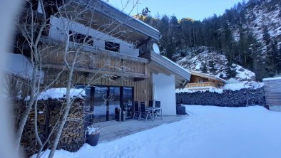 Appartement Alpenea mit möblierter Terrasse