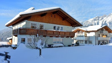 Haus Winter neu