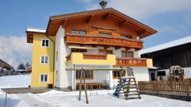 Waldschoenau-Familie-Gaisbacher Winter