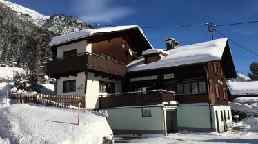 Winterbild_Haus_Tannegg