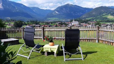 Haus Thaler-Garten mit Ausblick