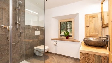 Badezimmer mit WC, © Chalet Alte Schmiede