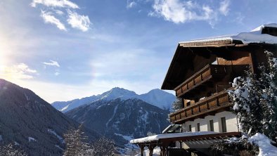 Winter Virgen Osttirol Schlossnerhof Zimmer Erholu, © Schlossnerhof, Ingrid Weiskopf